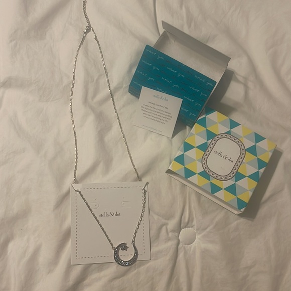 Stella & Dot Pave Crescent Necklace - Picture 4 of 7